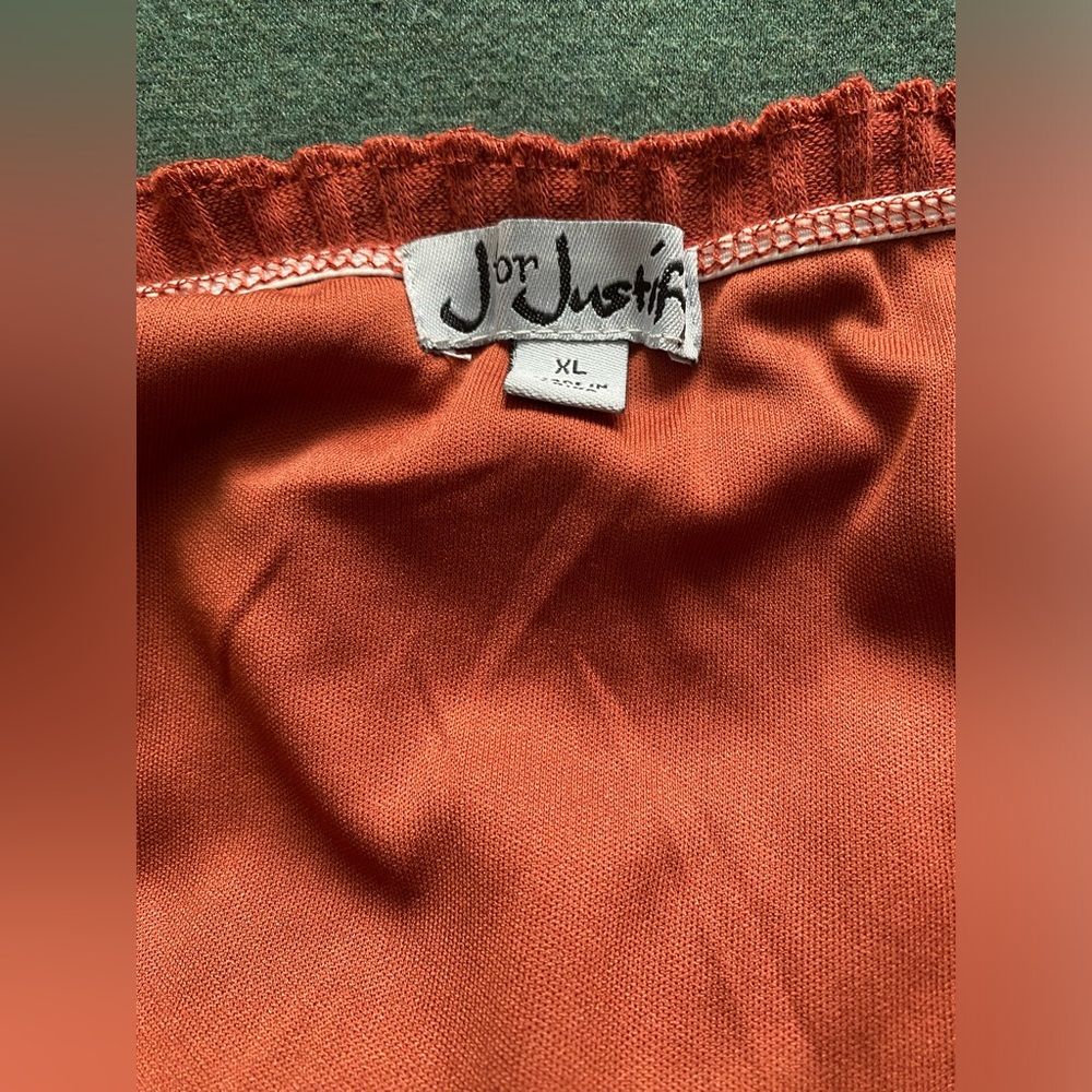 Bodycon Ribbed Rust Mini Dress Size L/XL - Picture 3 of 3